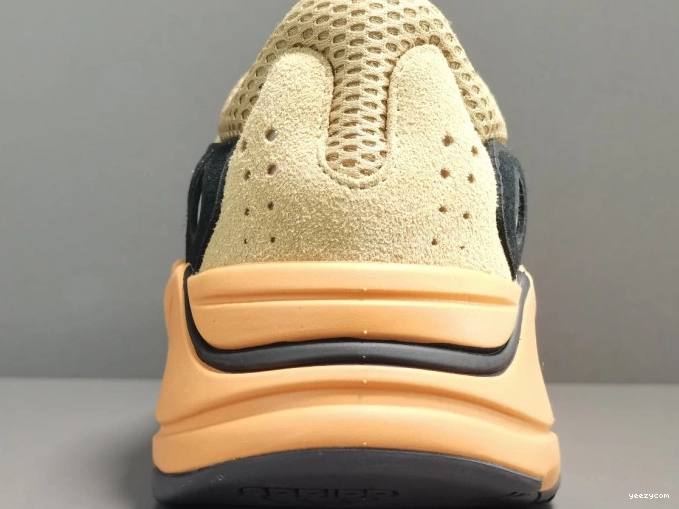 Adidas Boost GW0297 Amber Enflame 700 Yeezy 1021